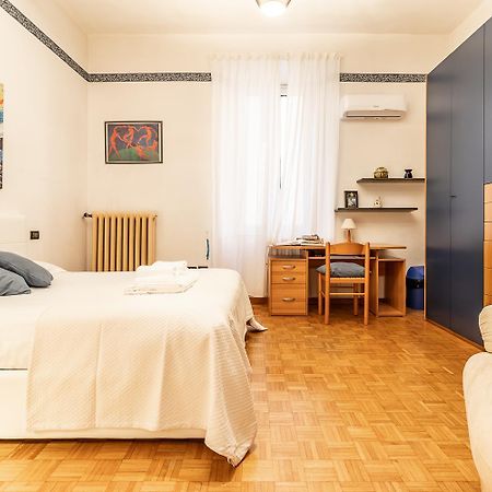 Spacious Apt With Kitchenette, Near Piazza Maggiore Болонья Экстерьер фото
