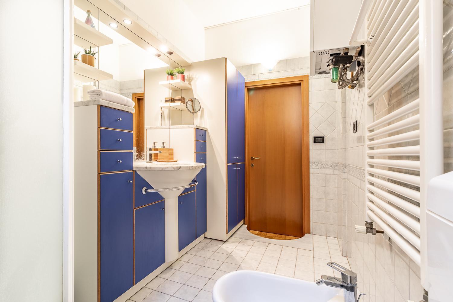 Spacious Apt With Kitchenette, Near Piazza Maggiore Болонья Экстерьер фото