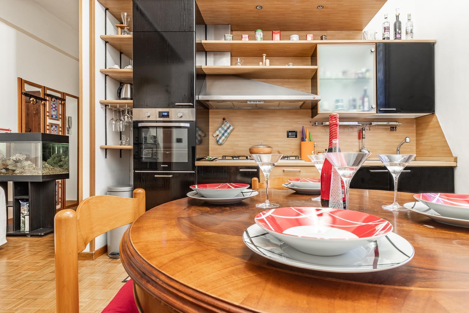 Spacious Apt With Kitchenette, Near Piazza Maggiore Болонья Экстерьер фото